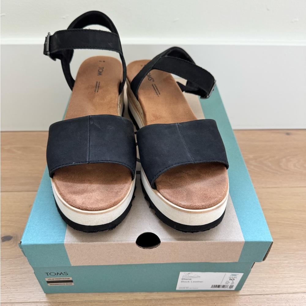 EUC TOMS Diana Black Leather Sandals - size 10 - Picture 4 of 8